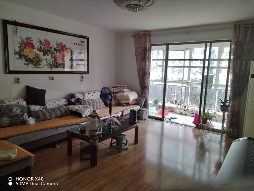 陽光麗景3室2廳2衛(wèi)138m21666元/月
