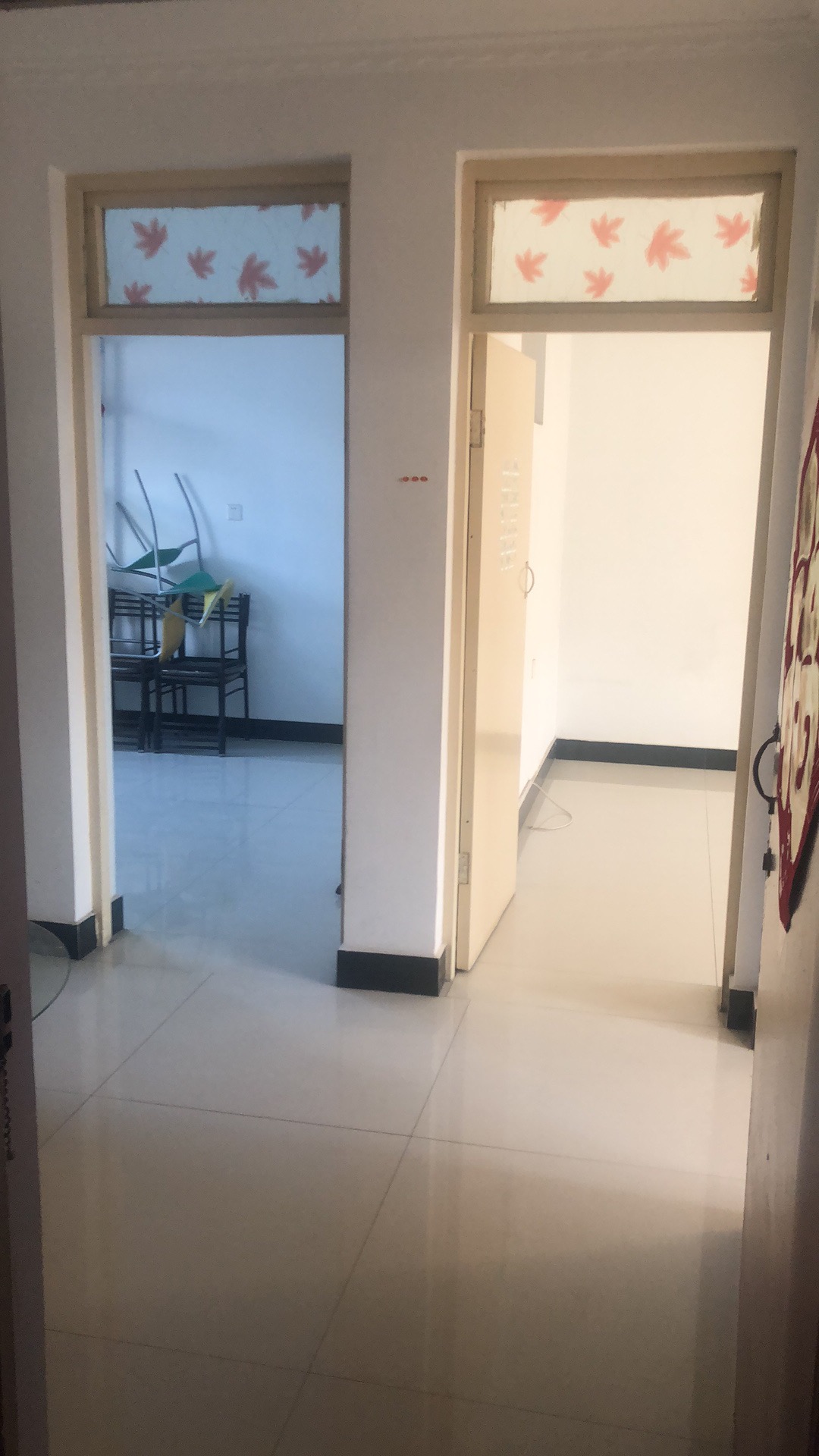 善南小區(qū)3室1廳1衛(wèi)80m21100元/月（無物業(yè)費(fèi)）