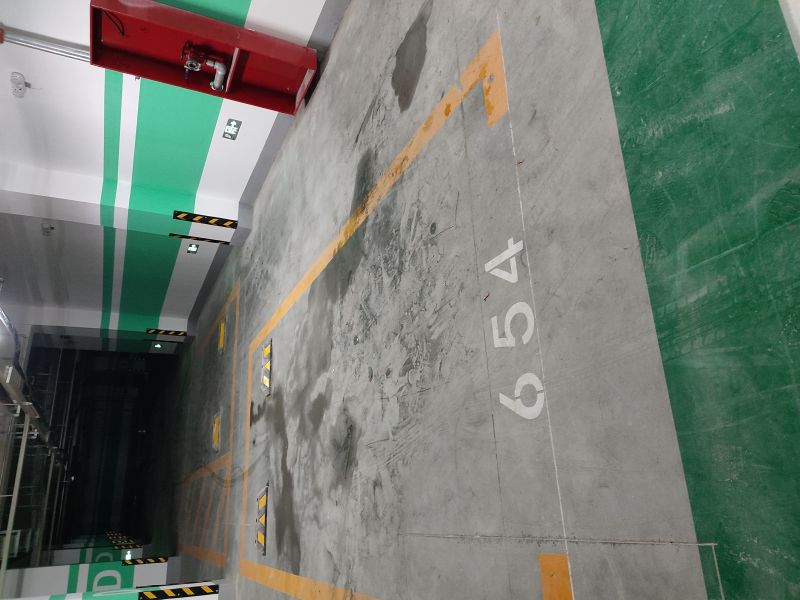 信華城珹園獨(dú)立大車位，好停車，位置佳